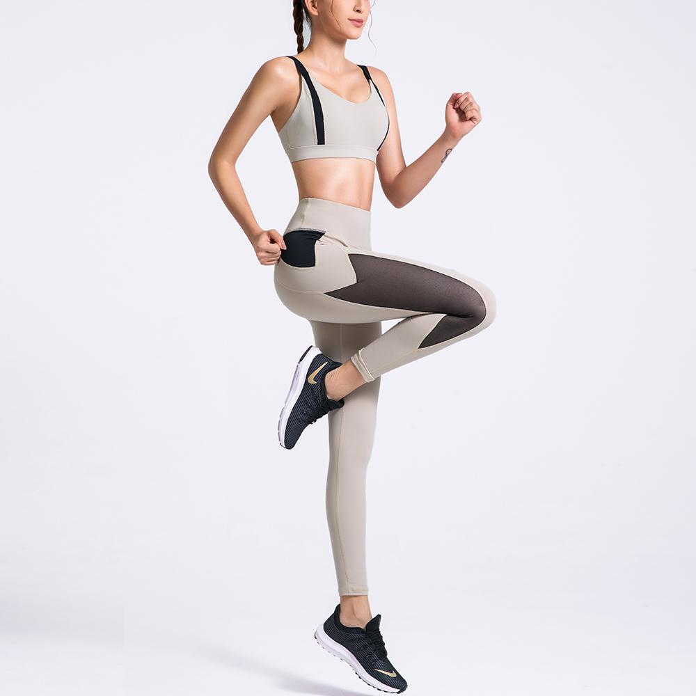 Empower Your Workout - Stylish Leggings & Top Set