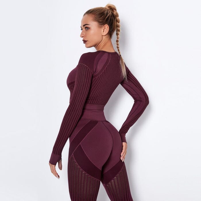 Elevate Your Workout with Our Stylish Mesh Seamless Leggings and Top Set