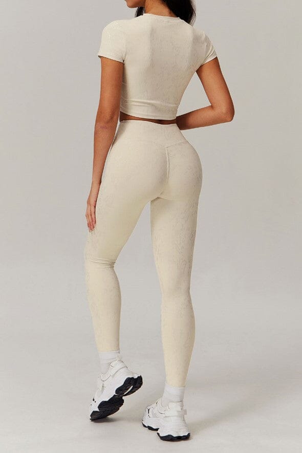 Elevate Your Workout: Stylish Leggings and Top Gym Set