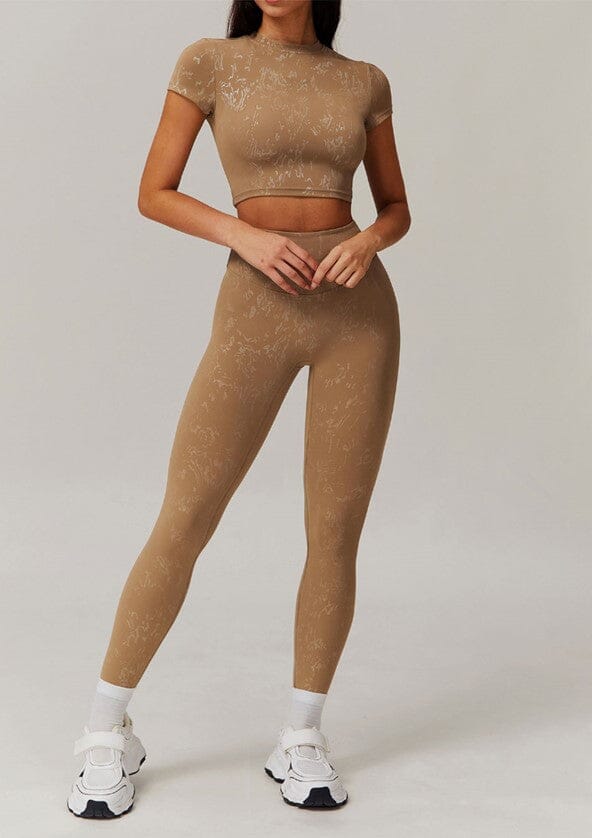 Elevate Your Workout: Stylish Leggings and Top Gym Set