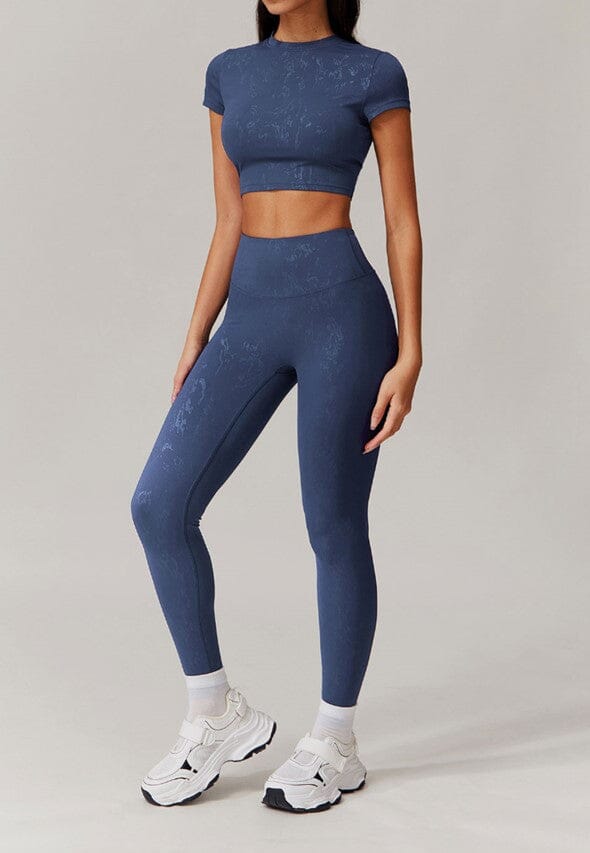 Elevate Your Workout: Stylish Leggings and Top Gym Set
