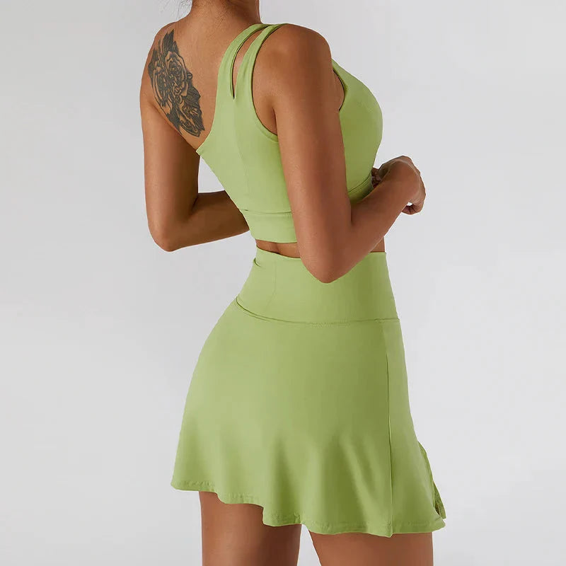 Dynamic Performance Sports Set - Stylish Skirt & Top Combo