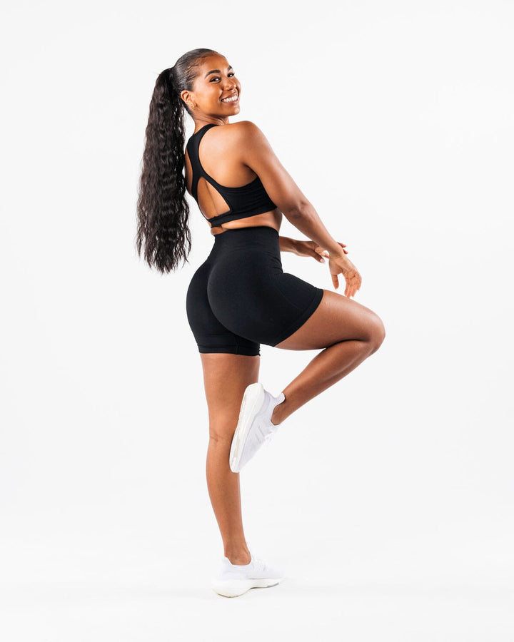 Vibrant Jacquard Seamless Shorts for Ultimate Comfort