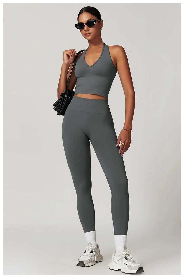 Elevate Your Workout: Momentum Seamless V-Line Leggings and Top Set