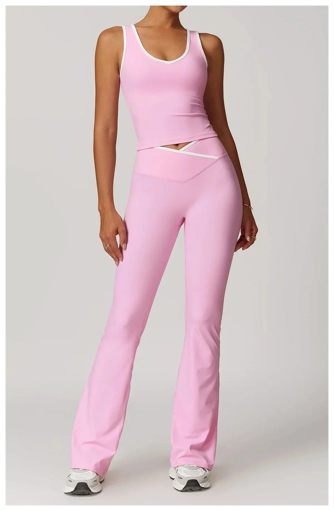 Elevate Your Workout: Myriad Step Up Gym Set - Stylish Leggings & Top Combo