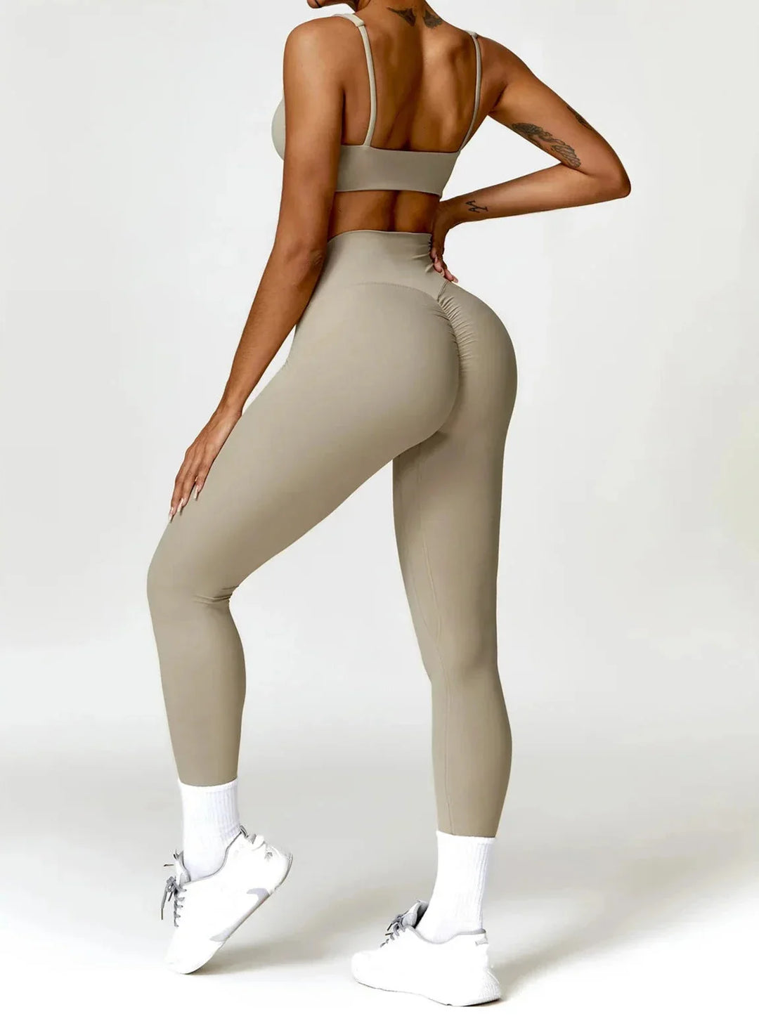 Elevate Your Workout with the Charm Flex Performance Bra and Leggings Set