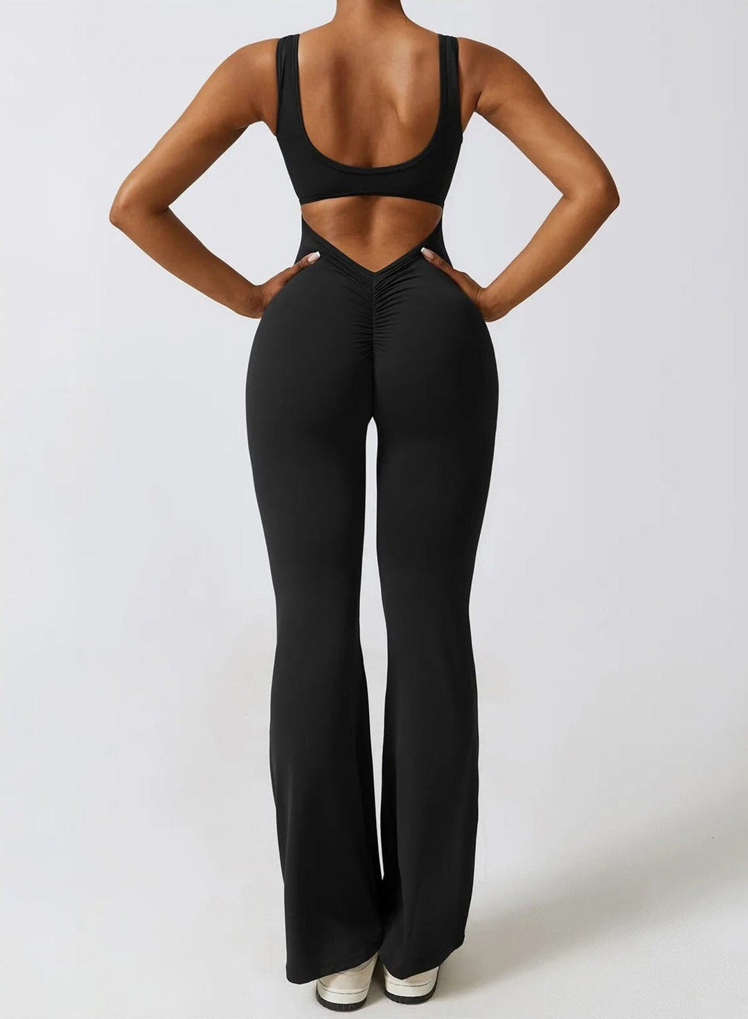 Elegant Hollow Back Jumpsuit with Stunning Imprint Design