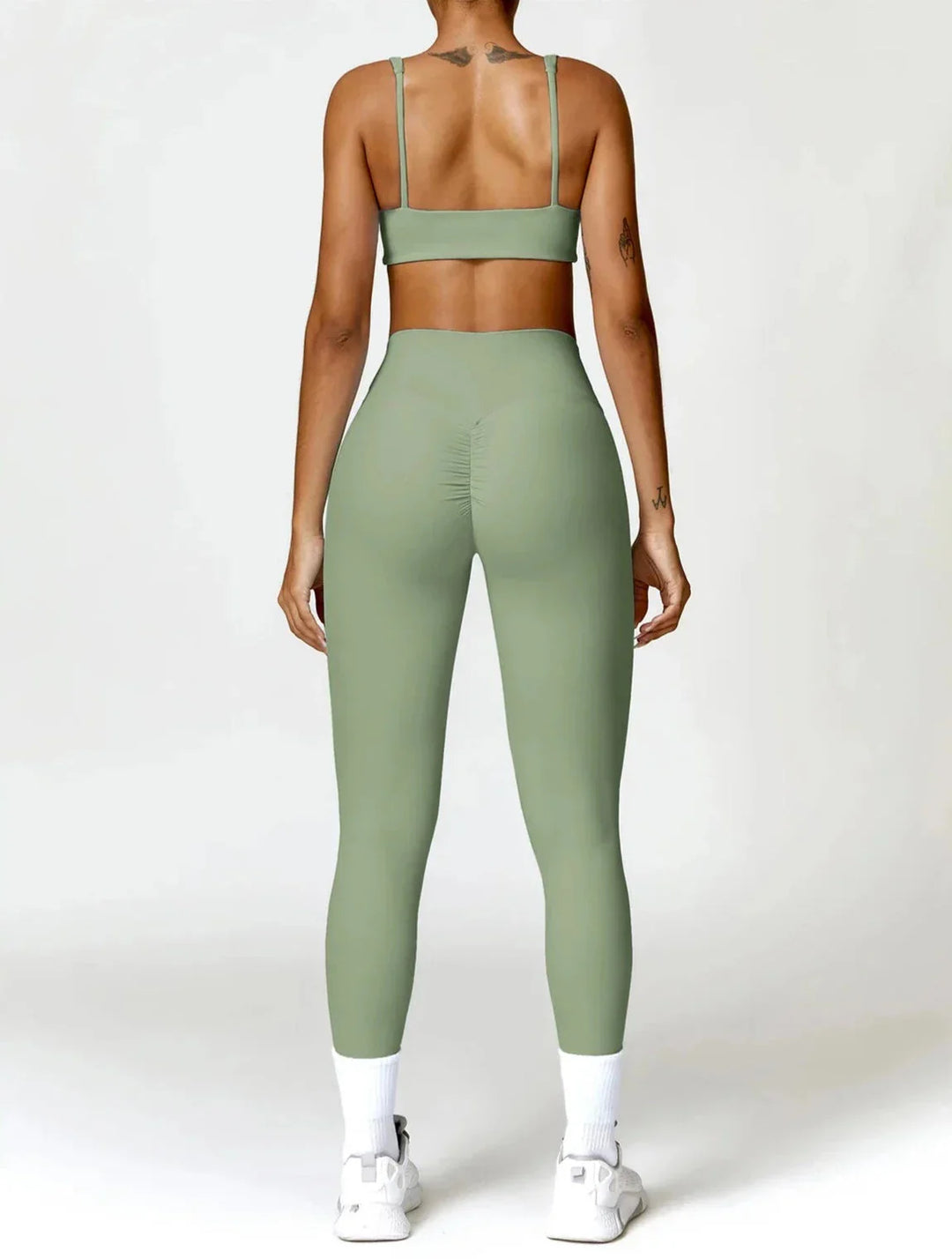 Elevate Your Workout with the Charm Flex Performance Bra and Leggings Set