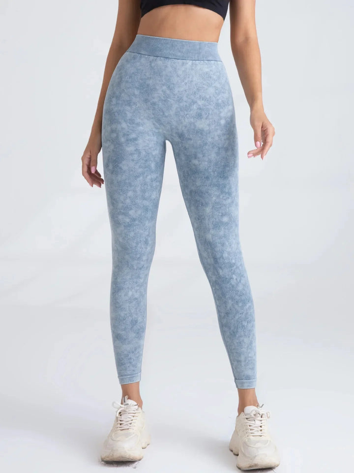 Elevate Your Adventure: High-Waisted Leggings for Ultimate Comfort