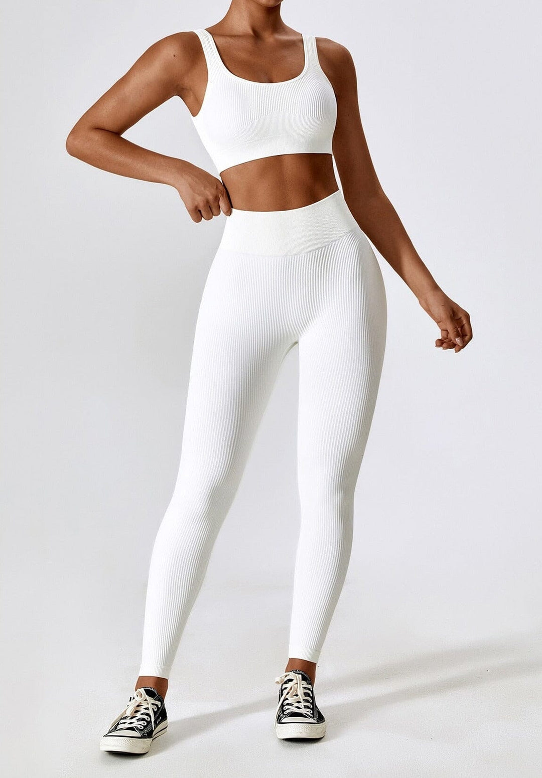 Grove Essential Seamless Bra Set - Stylish Leggings and Top Combo