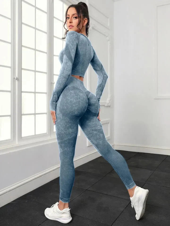 Ultimate Roaring Seamless Workout Set - Stylish Leggings and Top Combo