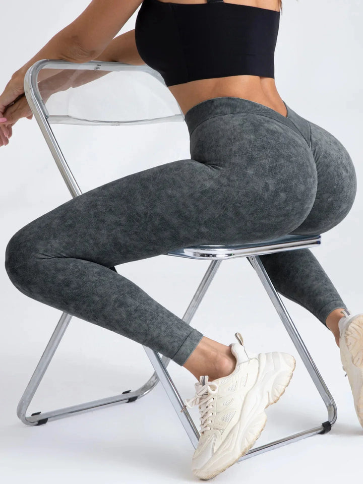 Elevate Your Adventure: High-Waisted Leggings for Ultimate Comfort