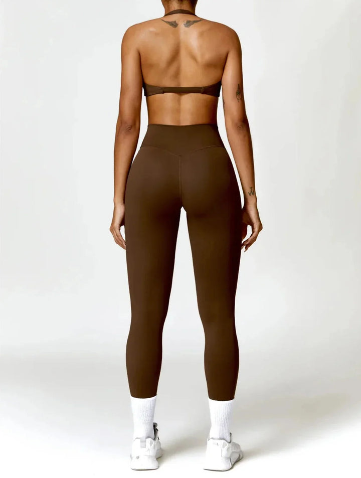 Chic Glam Flow Yoga Ensemble - Leggings & Stylish Top