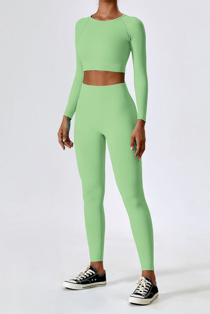Grove Ultimate Comfort Seamless Set - Stylish Top & Leggings Combo
