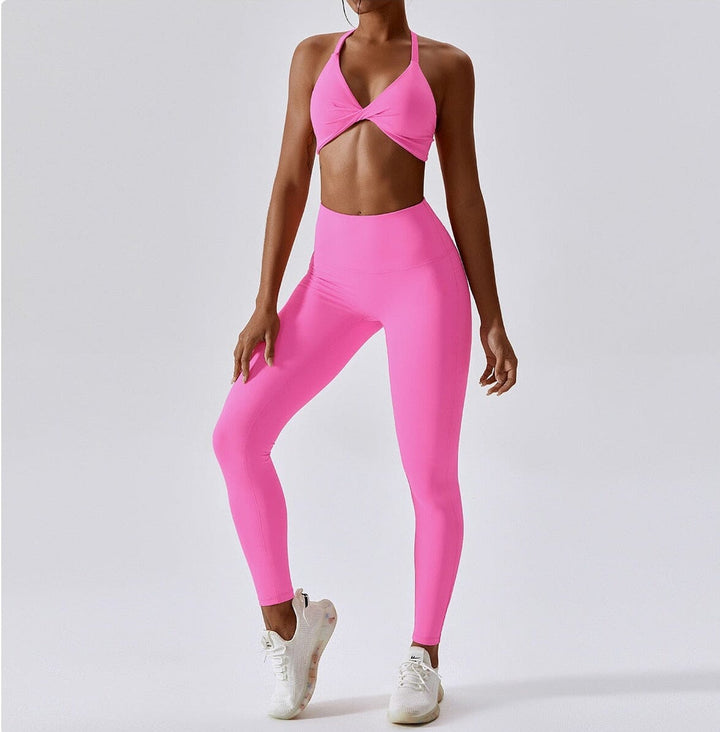 Elevate Your Practice: Crest Yoga Set with Chic Leggings & Stylish Top