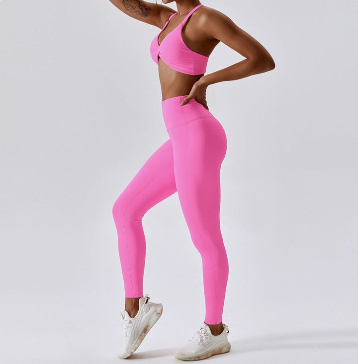 Elevate Your Practice: Crest Yoga Set with Chic Leggings & Stylish Top