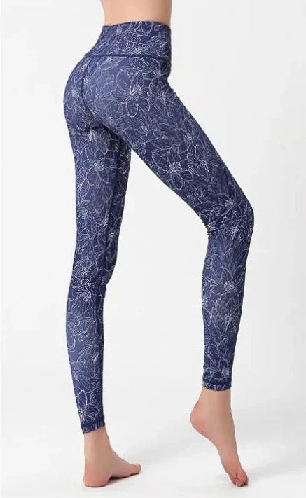 Exciting Graphical Design Seamless Leggings