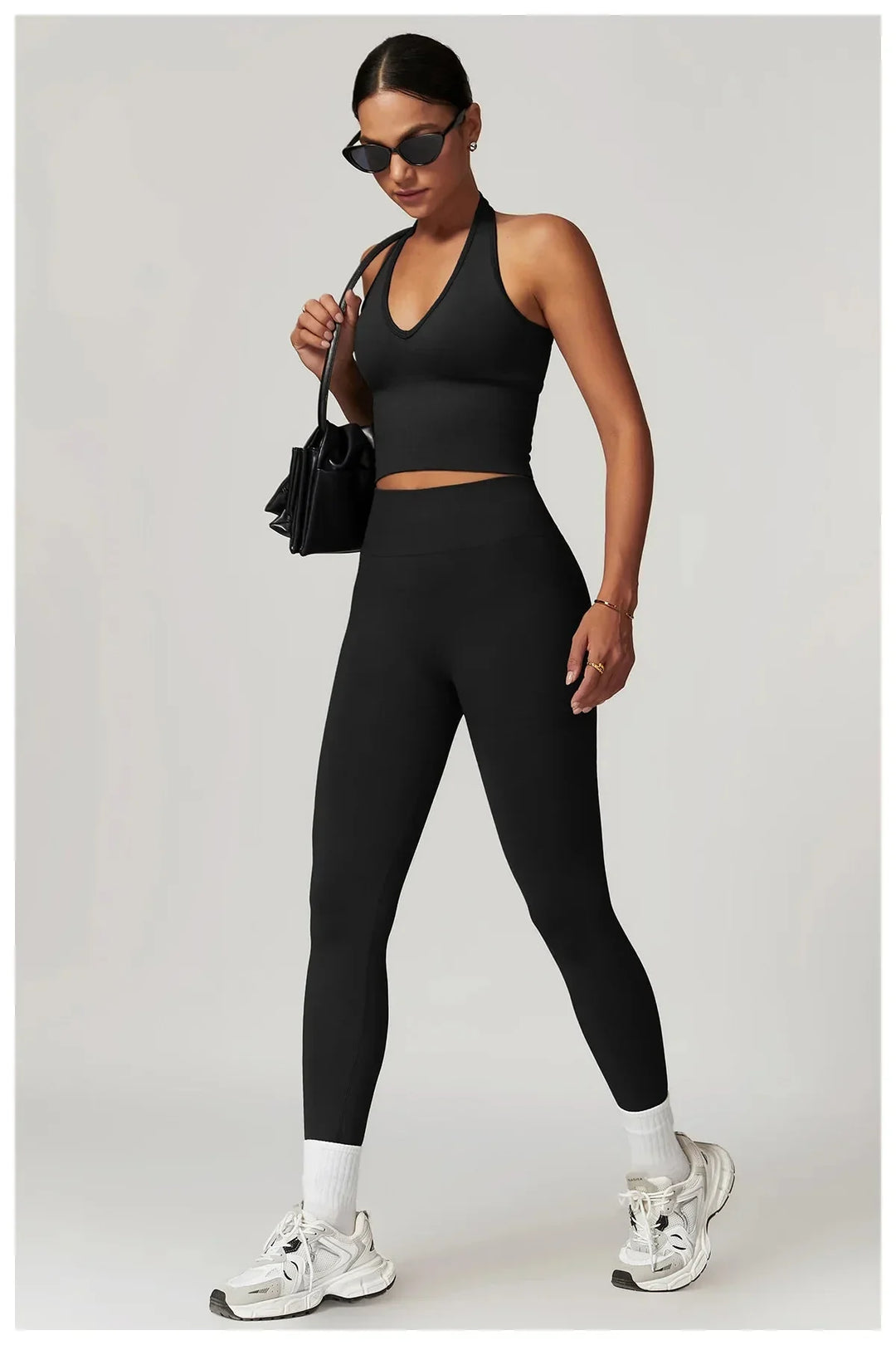 Elevate Your Workout: Momentum Seamless V-Line Leggings and Top Set