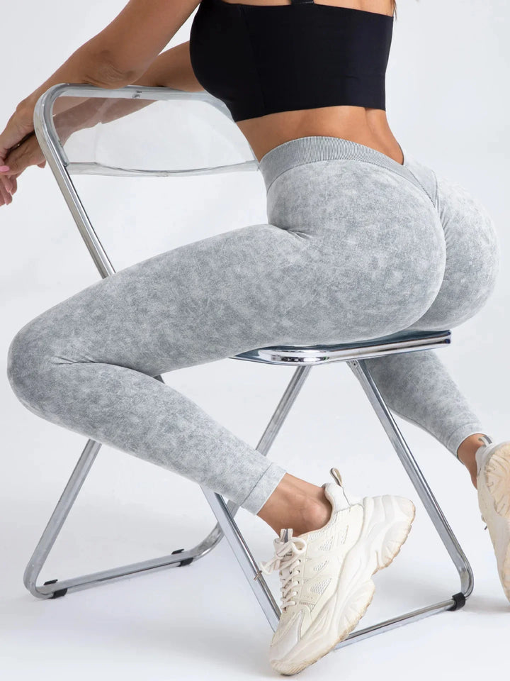 Elevate Your Adventure: High-Waisted Leggings for Ultimate Comfort