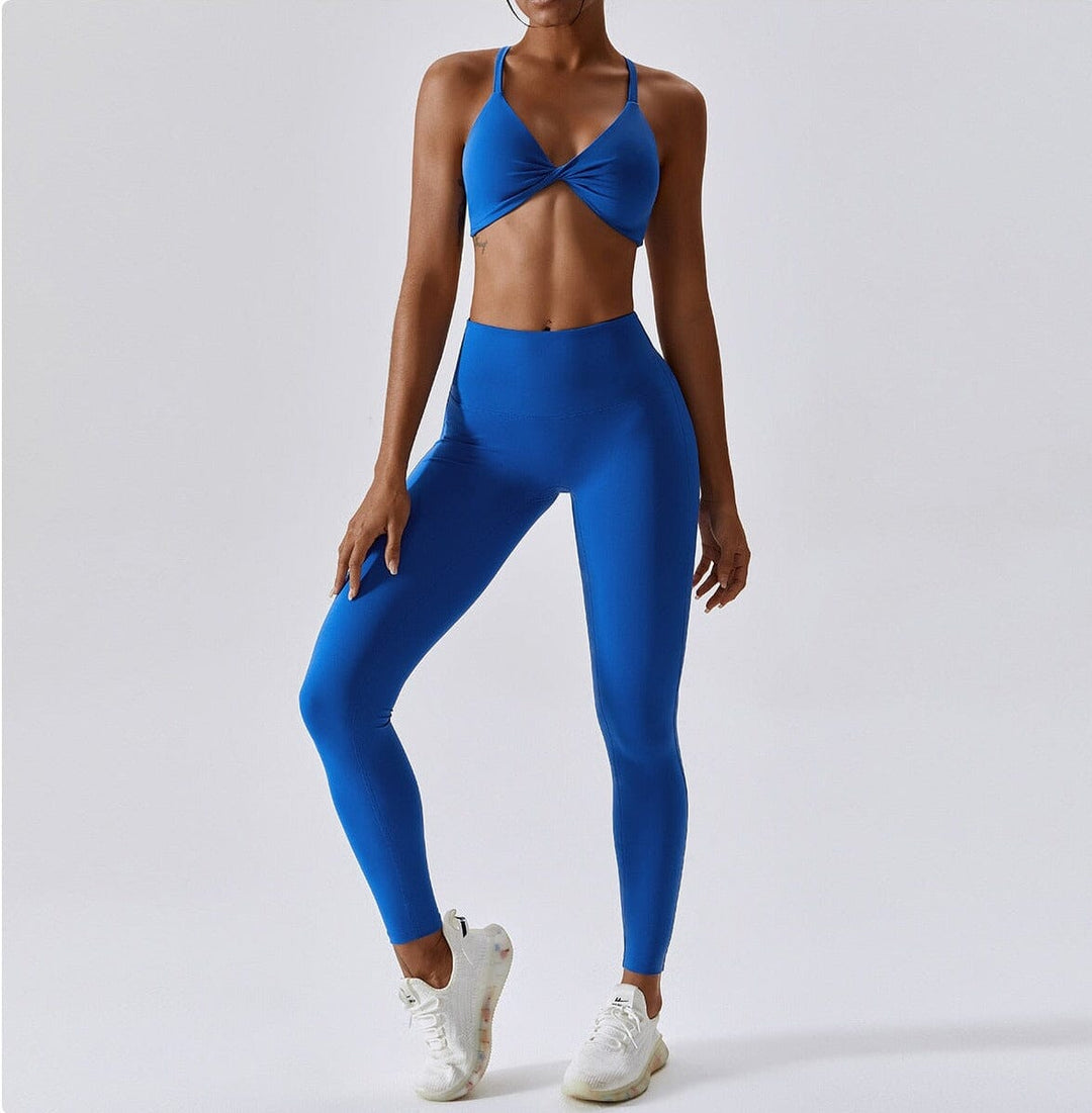 Elevate Your Practice: Crest Yoga Set with Chic Leggings & Stylish Top