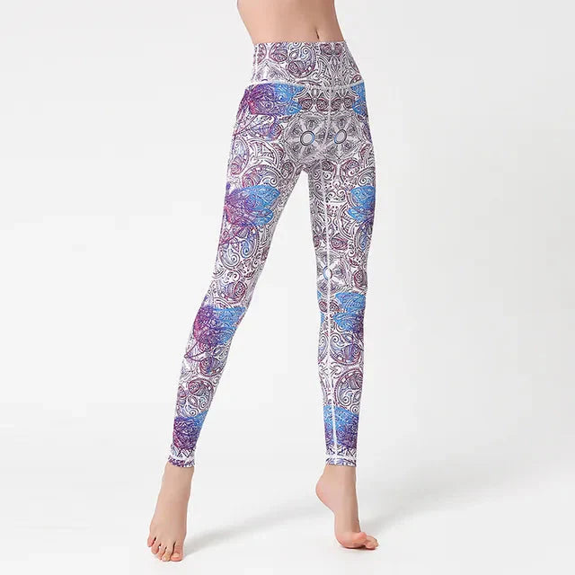 Exciting Graphical Design Seamless Leggings