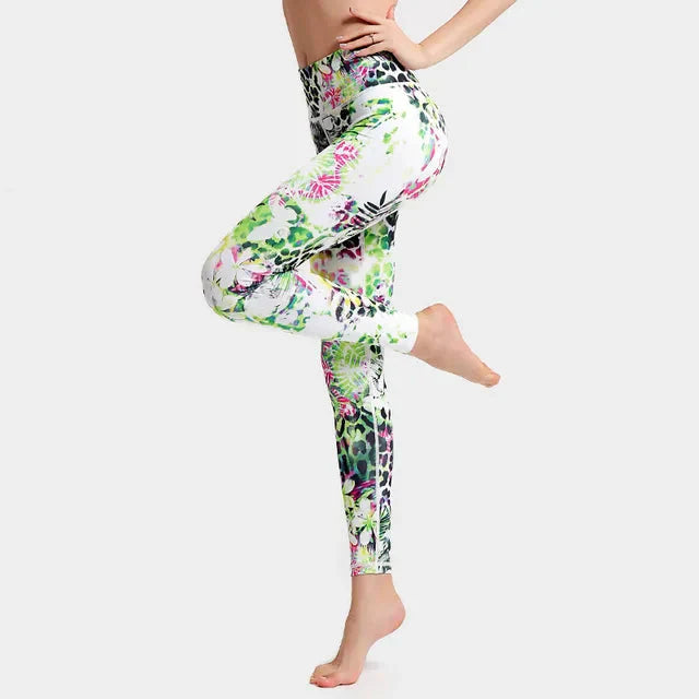 Exciting Graphical Design Seamless Leggings