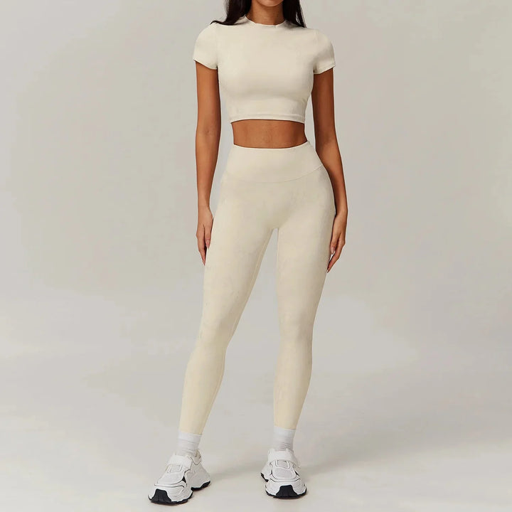 Elevate Your Workout: Stylish Leggings and Top Gym Set