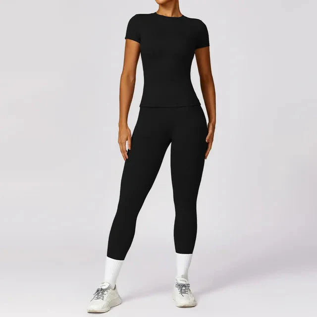 Ultimate Workout Collection - Stylish Leggings & Performance Shirt
