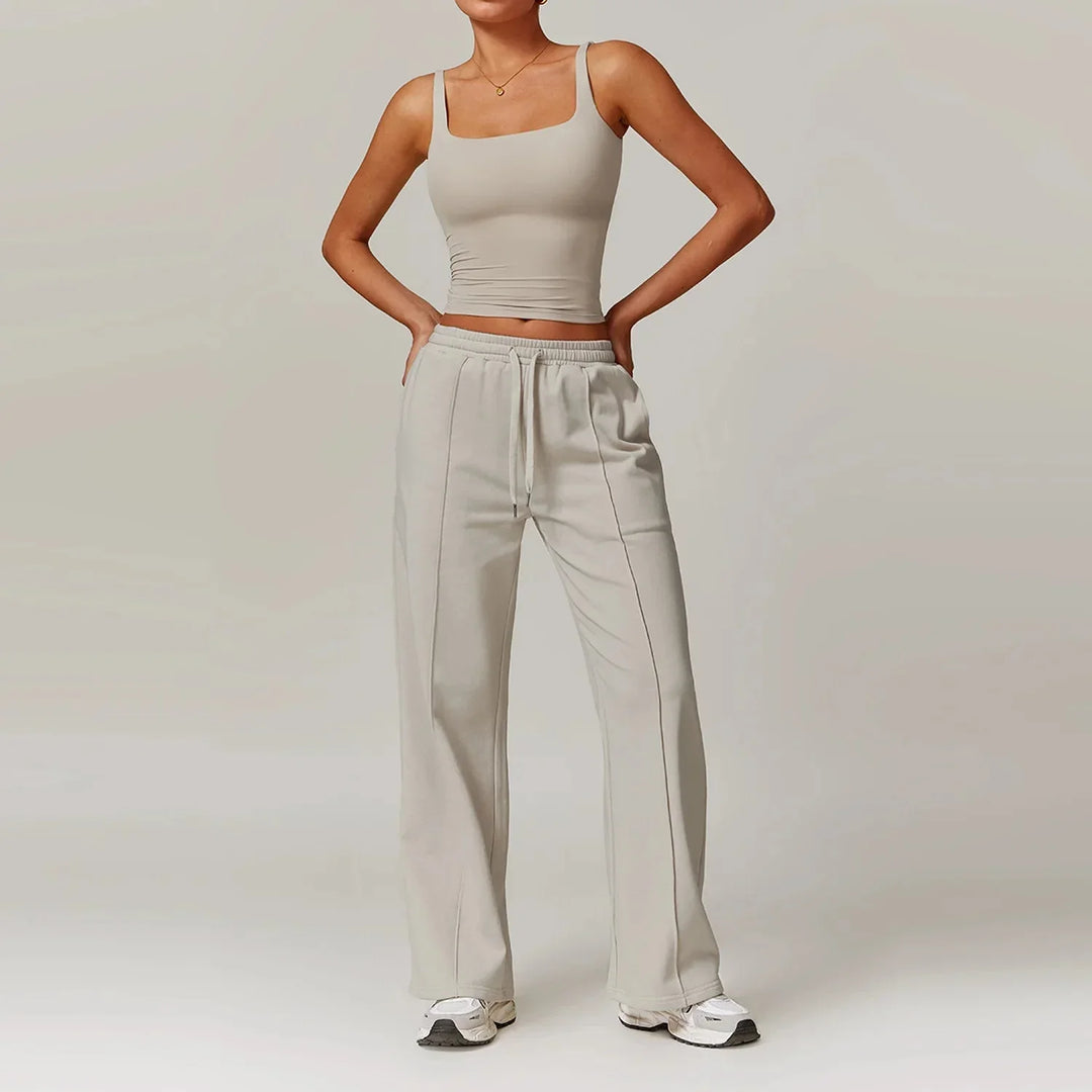 Ultimate Synergy Workout Set - Stylish Crop Top & Trendy Pants